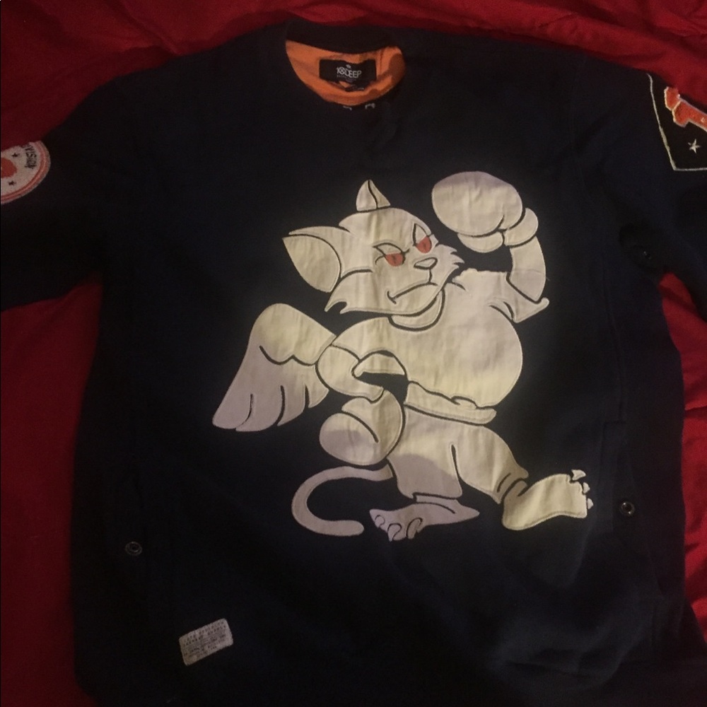 Authentic 10deep sweater